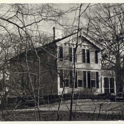 Ezra Barnum House