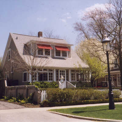 811 Oakwood