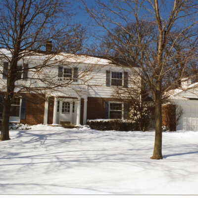 1064 Forest Hill