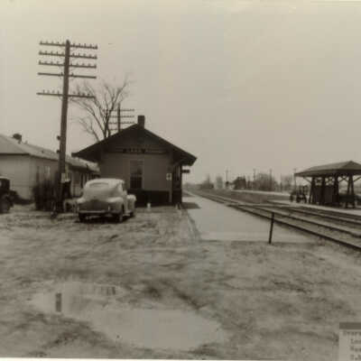 West Lake Forest Train Station