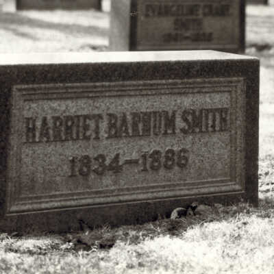 Lake Forest Cemetery