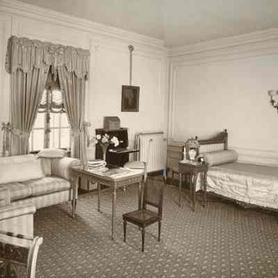 Mellody Farm Bedroom 13