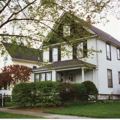352 Wisconsin Avenue