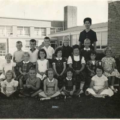 Everett School class photo