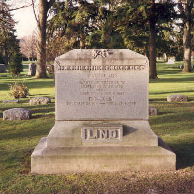 Lake Forest Cemetery