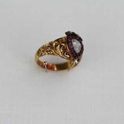 1982.108_ring_angle
