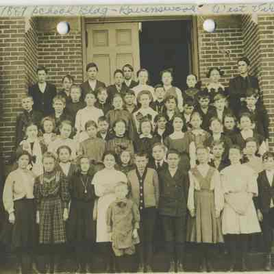 Ravenswood High Class Photo, 1909