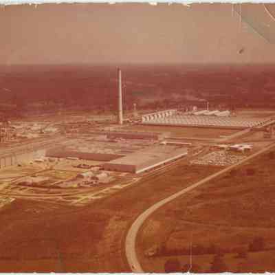 Kaiser - Plant Building - aerial view