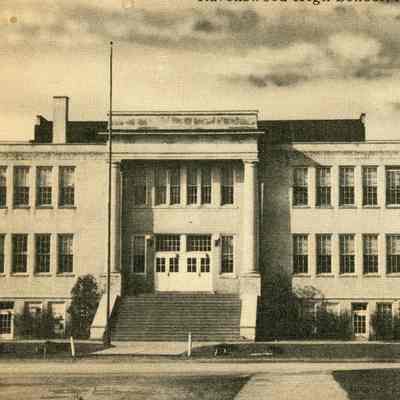 Postcard - Old Ravenswood High School
