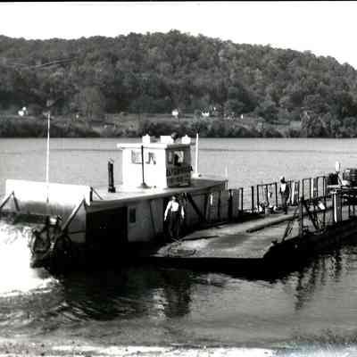 Ravenswood Ferry