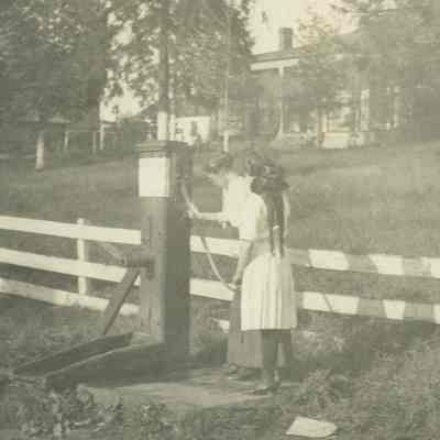 Henrietta Fitzhugh Barr Home