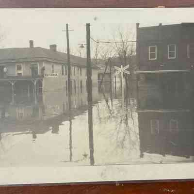 1937 Flood - Victoria Inn and McMurray Store