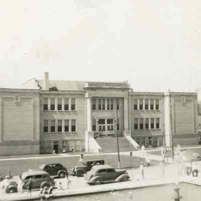 Old Ravenswood High School