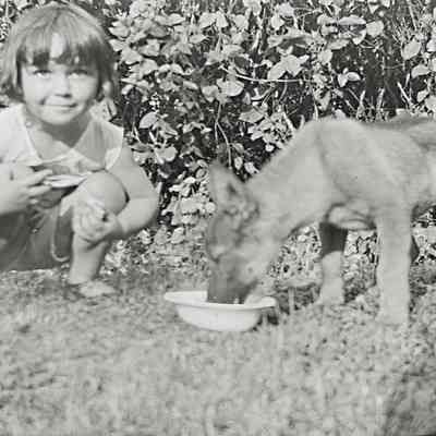 Donaldeen Whetstone and her Dog