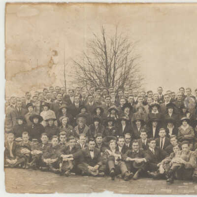 1913 West Virginia University class photo