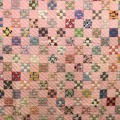 Pink 9-patch Quilt