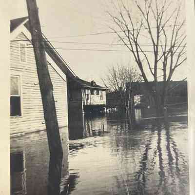 1937 Flood - Victoria Hotel