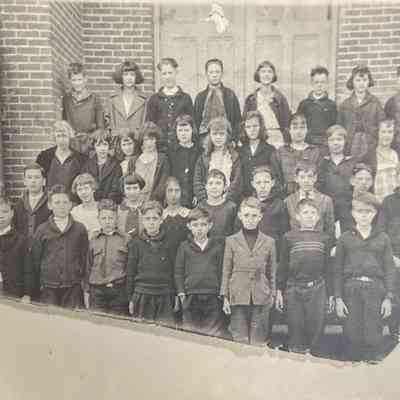 7th Grade Class, Ravenswood 1918