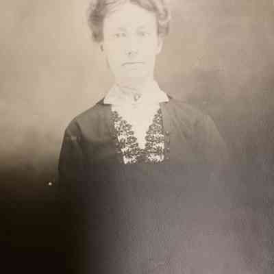 Ella Twiggs