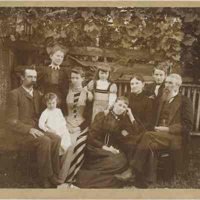 Dr. B. H. Hoyt's Family