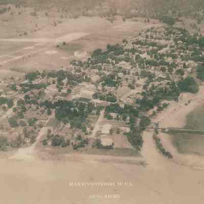 1935 Aerial View of Ravenswood