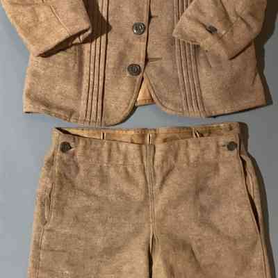 Child’s clothes