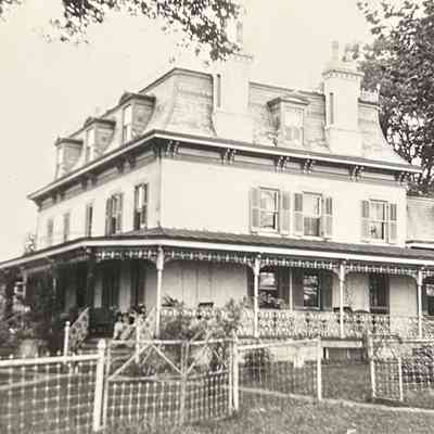 Betty Fowler at Brown Home
