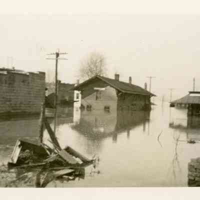 1937 Flood - Orbin's Backyard