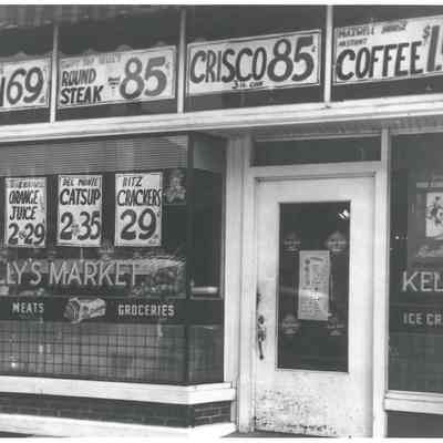 Kelly's Market Storefront