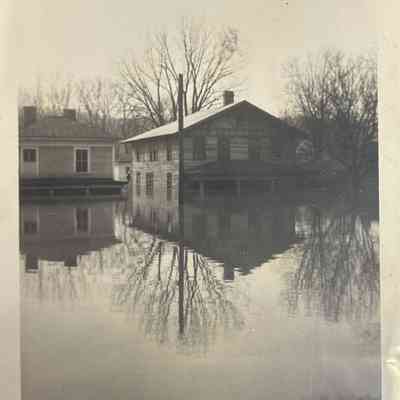 1937 Flood - Broadway St.