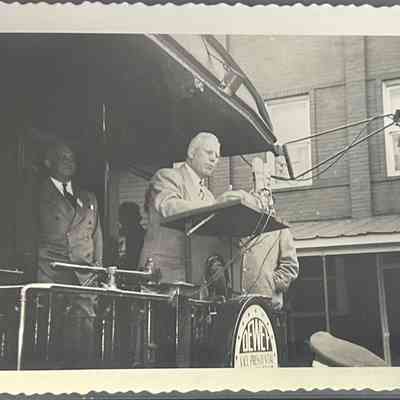 Dewey Campaign Stop