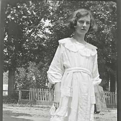 Mrs. Fred Wilson and Children