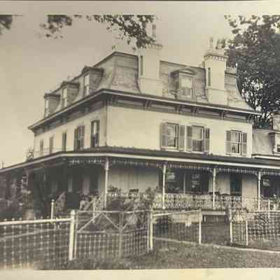 Betty Fowler at Brown Home