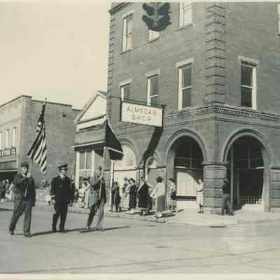 Parade - Downtown Ravenswood, WV