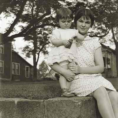 Donaldeen and Eleanor on Decoration Day