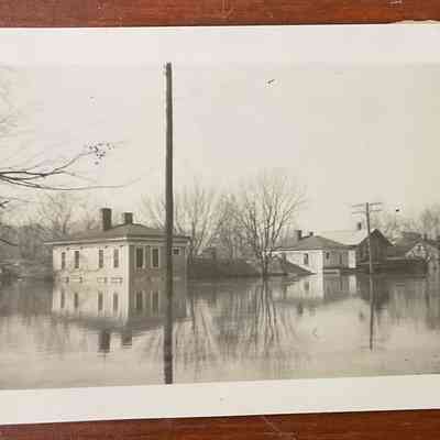 1935 Flood - Broadway Street, Fleming House