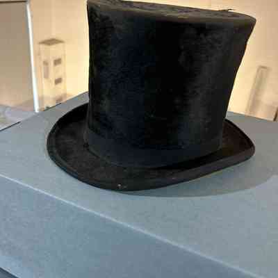 Top Hat