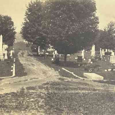 Ravenswood Cemetery