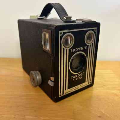 Brownie Target Six-20 Camera