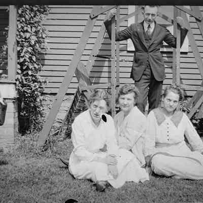Warren Pictures - When Little Clara Graduated