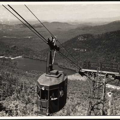 Aerial tramway, Cannon Mt. Franconia, N.H. Echo mountain in background