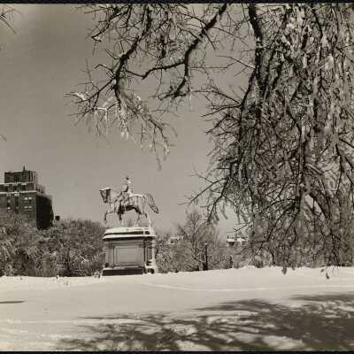 Thomas Ball's statue of Washington. It has been complain - that the sculptor forgot to give the horse a tongue. Boston Public Garden.