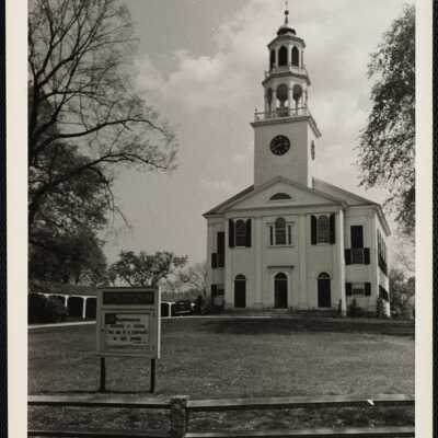 Wayland, Mass