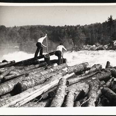 Breaking up log jam - Maine