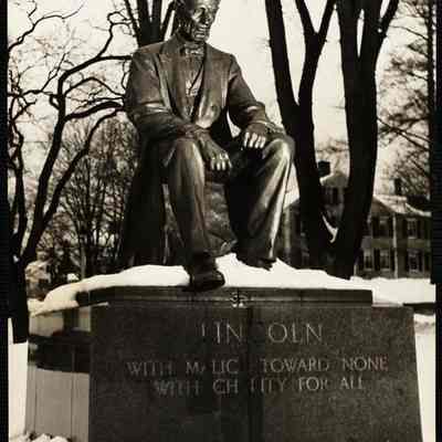 Statue of Lincoln in Hingham, Mass