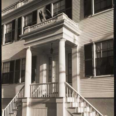 An old Nantucket doorway