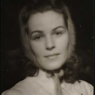 Annamae Schoonover, Seattle, Washington