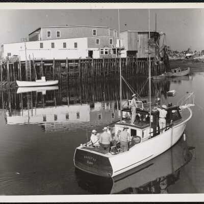 Barnstable Harbor, Cape Cod.