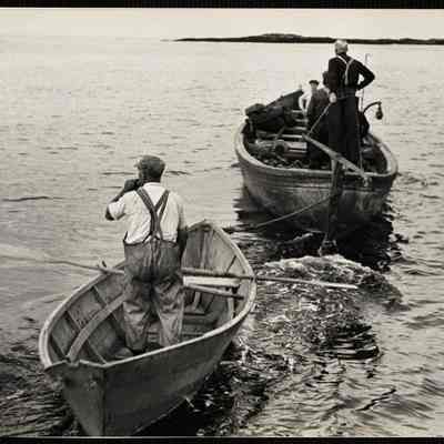 Mackeral fishing - Maine 1944