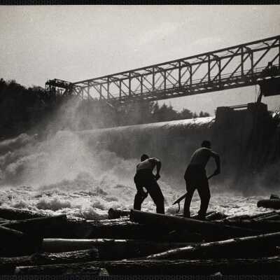 Maine log drive on the Saco River